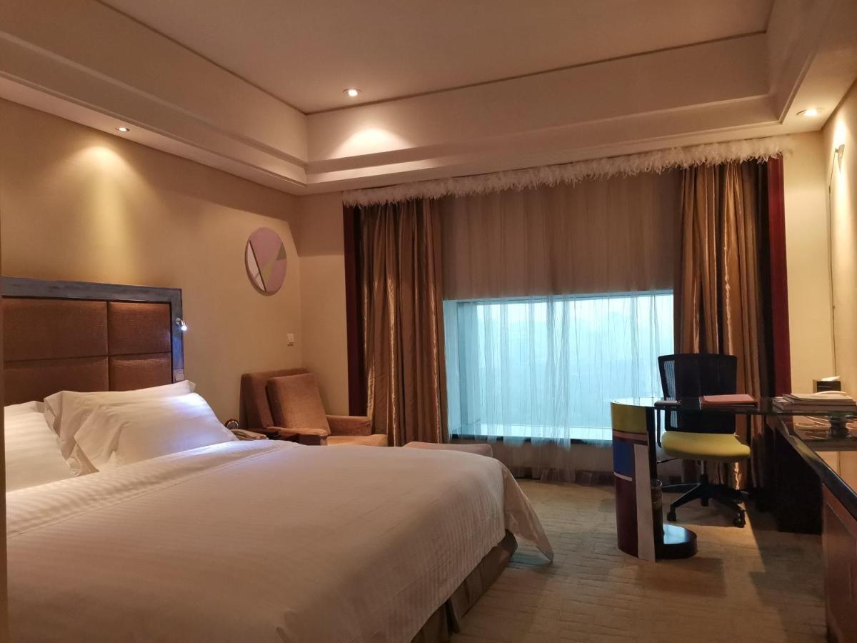 Daysun International Hotel Гуанчжоу Екстер'єр фото