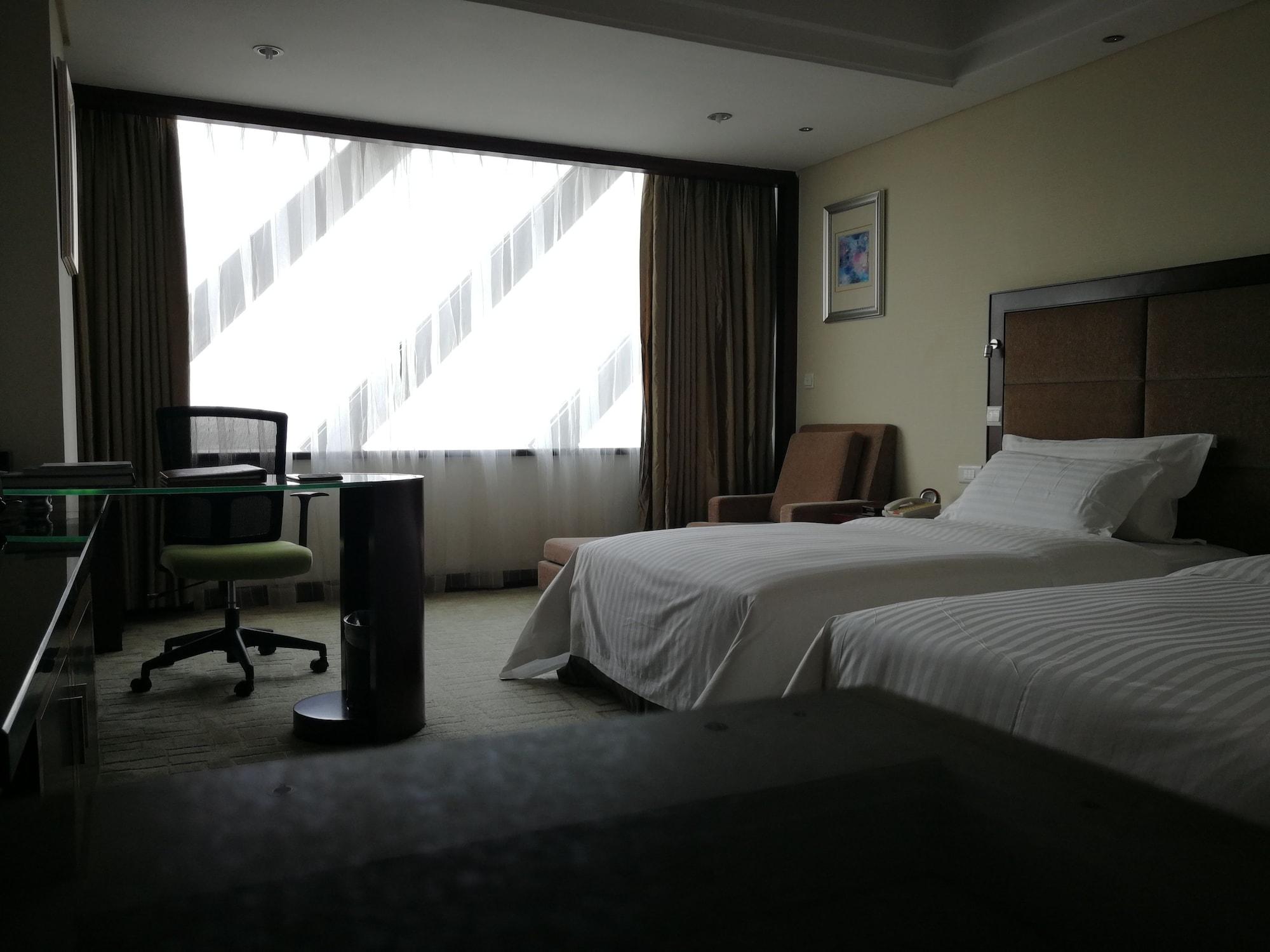 Daysun International Hotel Гуанчжоу Екстер'єр фото