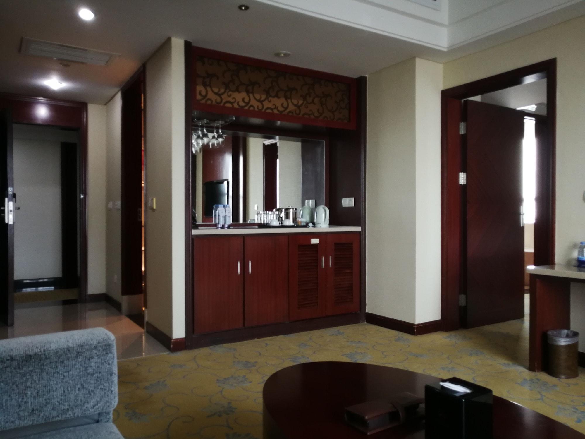 Daysun International Hotel Гуанчжоу Екстер'єр фото